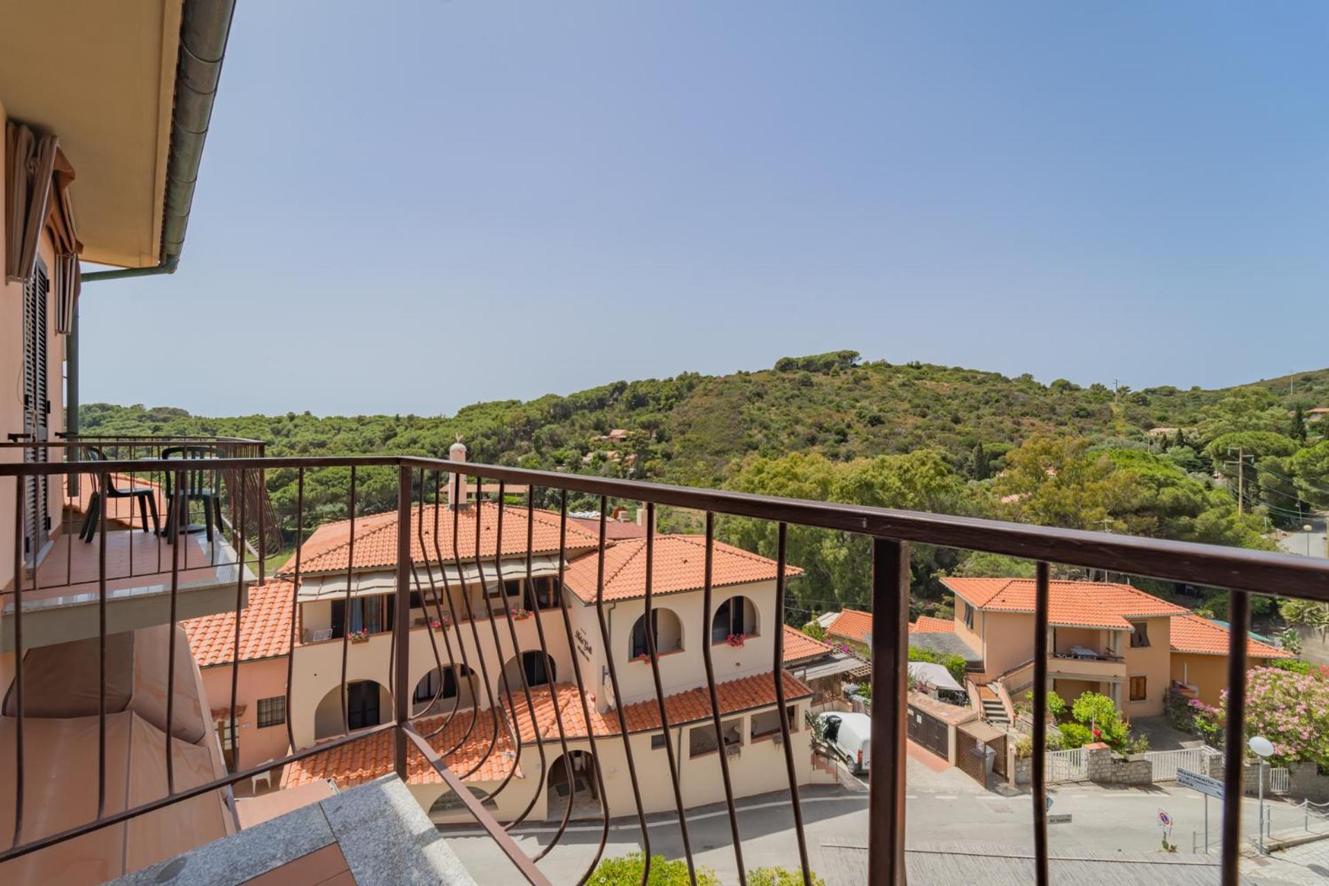 Hotel Lo Scirocco Fetovaia Exterior photo
